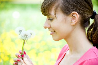 mutlu kız Dandelions hayran