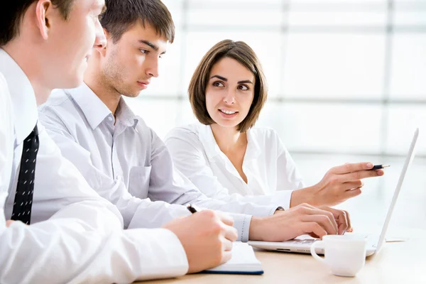 Geschäftsleute — Stockfoto