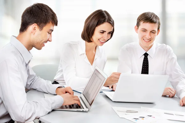 Young business people. Teamwork — Stock Photo, Image