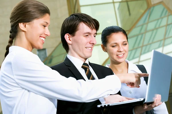 Jóvenes empresarios — Foto de Stock