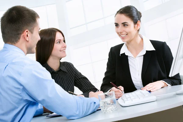 Empresarios en reunión — Foto de Stock