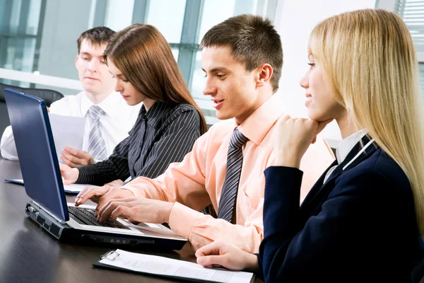 Young business people — Stock Photo, Image