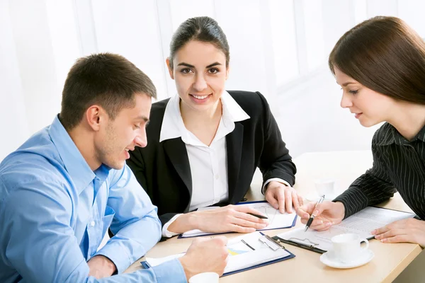 Business team at meeting — Stock Photo, Image