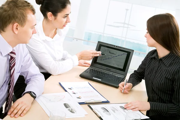 Business team at meeting — Stock Photo, Image