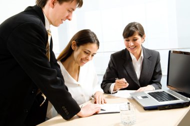 Mutlu iş insanları