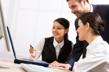 Mutlu iş insanları