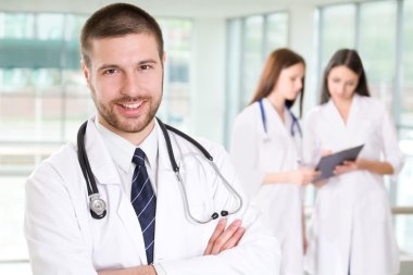 genç doktor