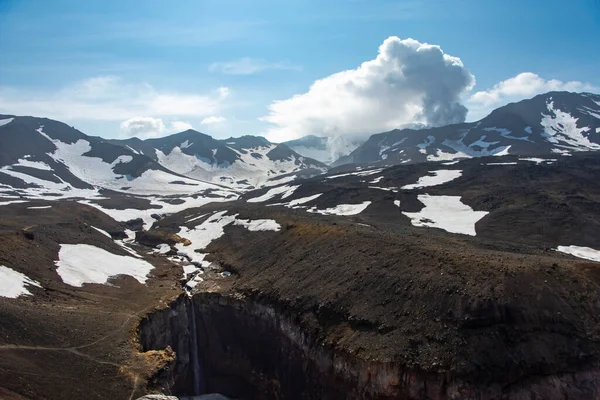 Active Funnel Volcanic Gases Mountains Landscape — Stockfoto