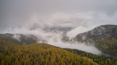 İtalya 'daki Dolomite Dağları