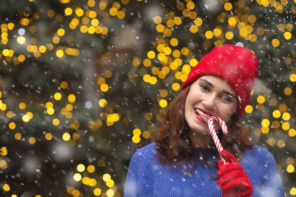Cool Brunette Woman Candy Christmas Tree Snowfall Space Text — Stock Photo, Image