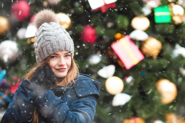 Lovely Redhead Woman Walking Decorated New Year Tree Snowfall Space — Stock Photo, Image