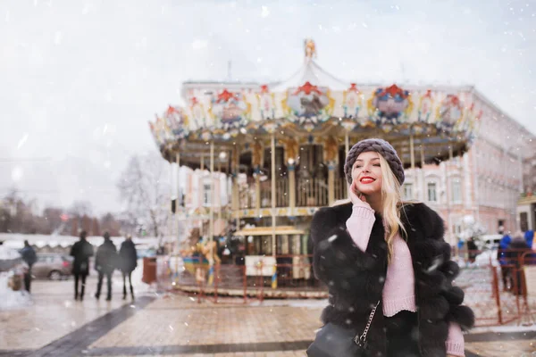 Lovely Blond Woman Walking Christmas Fair Snowy Weather Space Text — Stock Photo, Image