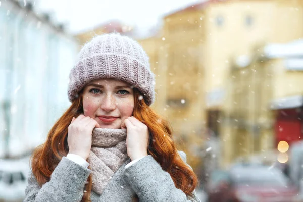 Closeup Street Portrait Charming Red Haired Woman Walking Old City — Stock Photo, Image