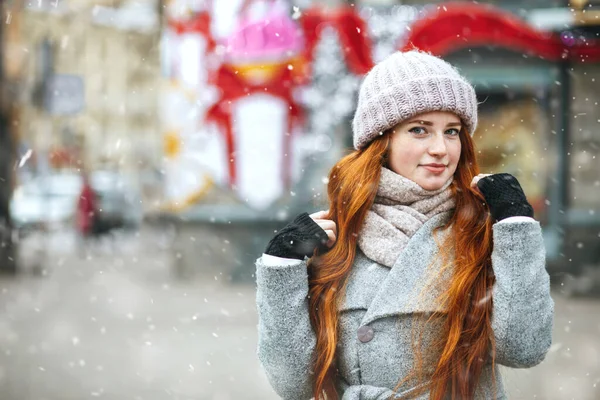 Glorious Red Haired Woman Wears Coat Walking City Snowfall Space — Stock Photo, Image
