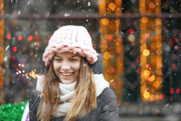 Emotional Young Woman Playing Sparkling Lights Street Empty Space — Stock Photo, Image