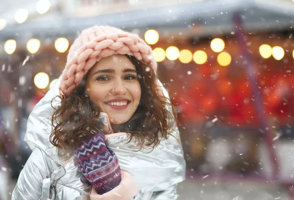 Merry Brunette Curly Woman Walking Street Holiday Market Snowfall Empty — Stock Photo, Image