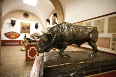 Boğa heykeli seville s