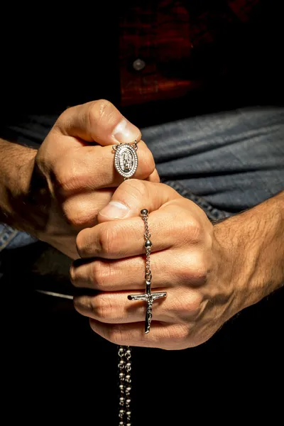 Man praying — Stock Photo, Image