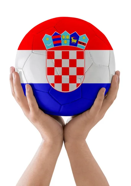 Mužské Ruce Zvedá Fotbalový Míč Vlajkou Chorvatského Týmu Jako Trofej — Stock fotografie