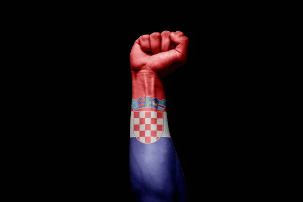 Ruka Silného Muže Bojovém Signálu Vlajkou Chorvatska Černém Pozadí — Stock fotografie