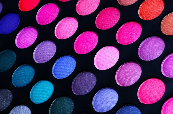 renkli göz gölgeler paleti