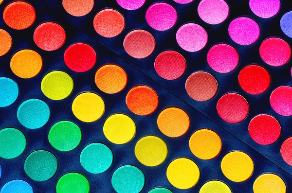 renkli göz gölgeler paleti