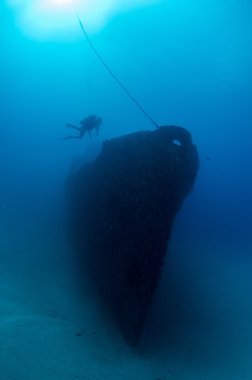 batık ve dalgıçlar