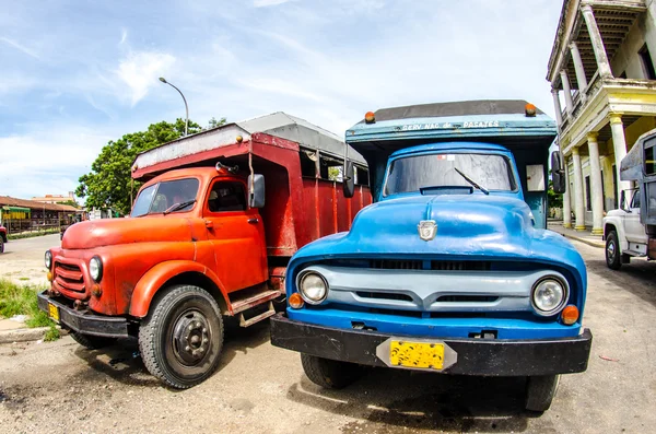 Carros velhos — Fotografia de Stock