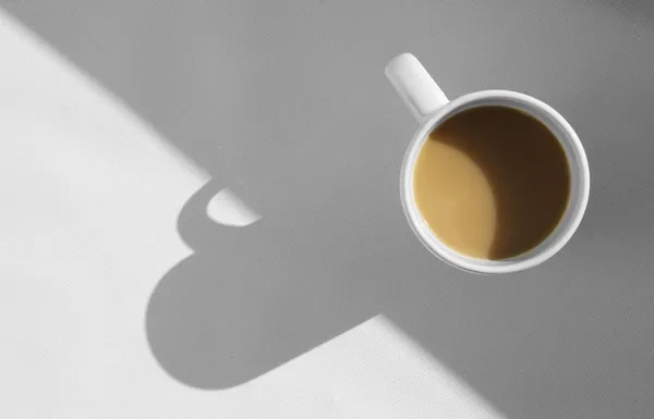 Kawa kubek z kawą cappuccino, powyżej widoku — Zdjęcie stockowe