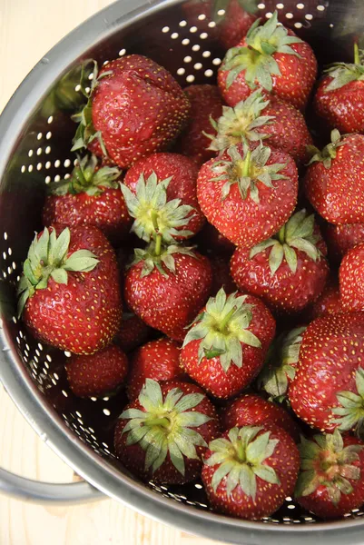 Frische Erdbeeren — Stockfoto