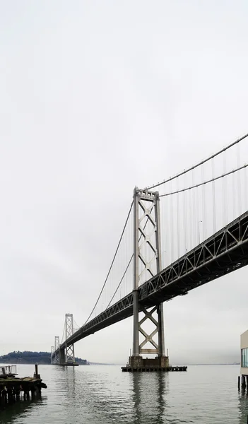 San Francisco Bay bridge Rechtenvrije Stockfoto's