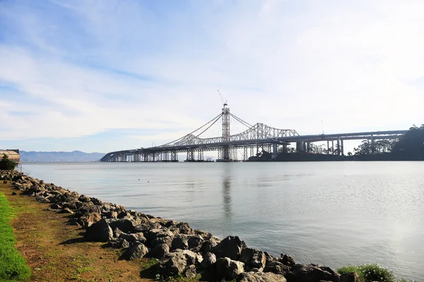 San francisco-oakland bay bridge Rechtenvrije Stockafbeeldingen