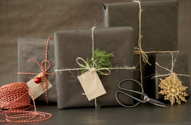 Kutlama ve hediyeler. Noel hediyeleri