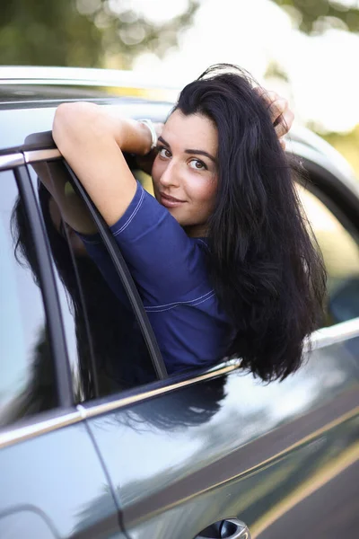 Woman Being Carefree Vehicle — Stock Photo, Image