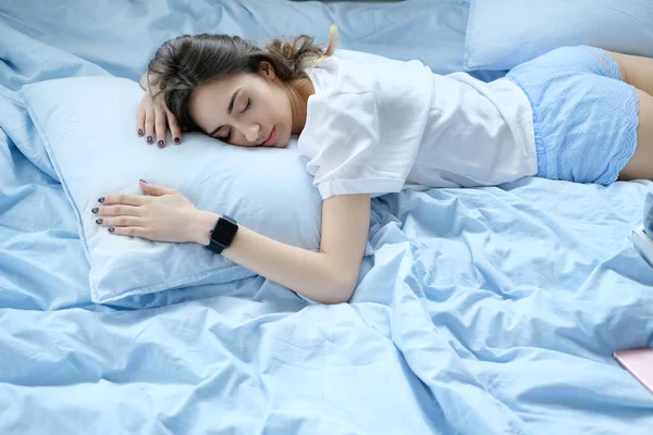 Bom Dia Menina Encantadora Cama — Fotografia de Stock