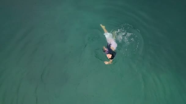 Beautiful Woman Swimming Lake — Vídeos de Stock