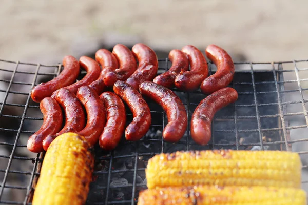 Delicious Sausages Corn Cobs Grill — Zdjęcie stockowe