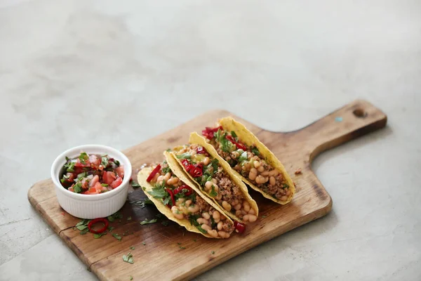 Delicious Tacos Wooden Cutting Board — стоковое фото