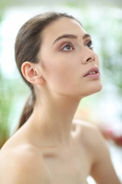 Güzellik ve spa. Yumuşak deri kadınla