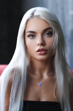 Güzellik. Yakın çekimde güzel kadın