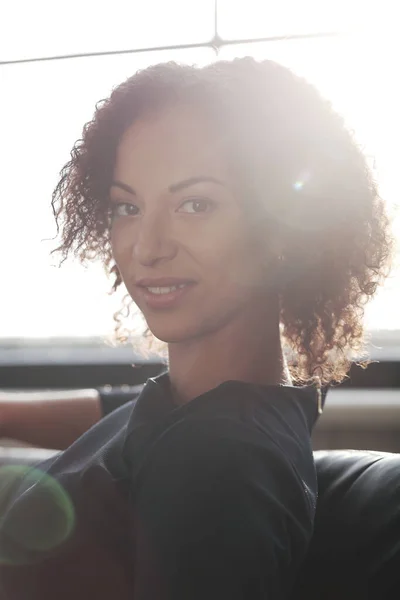 Biuro Styl Życia Kobieta African American Fryzury — Zdjęcie stockowe