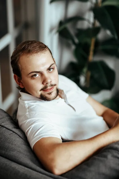 Handsome Man Sitting Sofa Home — Stock Photo, Image