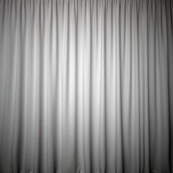 занавес серого цвета
