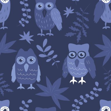  Değişik şirin baykuşlarla düz bir şekilde vektörsüz desen. Kumaş, giysi, ambalaj kağıdı, duvar kağıdı üzerine baskı yapmak için çocuk deseni.