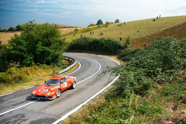Piacenza, İtalya, 25. Gümüş Bayrak tarihi araba Lancia Stratos geçit töreni