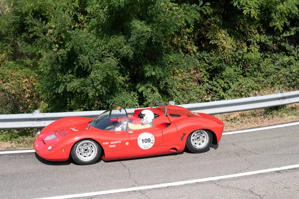 Piacenza Italie 25E Défilé Historique Drapeau Argent Abarth 1000 — Photo