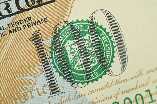 盖有美国财政部印章的100美元钞票 — 图库照片