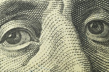 Benjamin Franklins 'in gözü yeni yüz dolarlık banknotta.