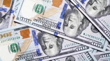 Bir sürü dolar. Yakın plan..