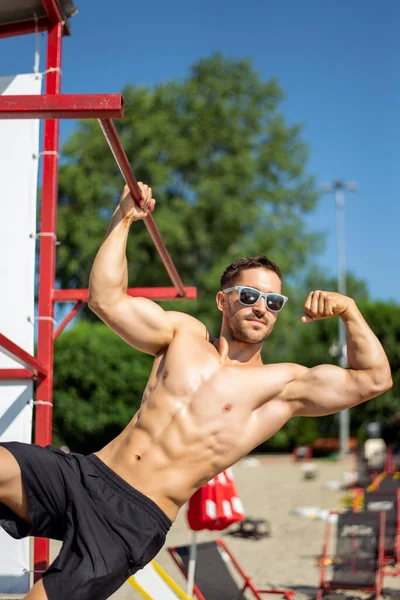 Fit Athlete Bodybuilder Beach Attractive Young Man Lifeguard Beach — Stock Photo, Image